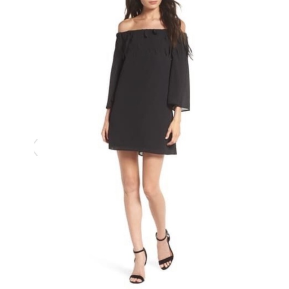 Ali & Jay Dancing in the Moonlight Shift Dress - Picture 1 of 7